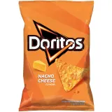 Nacho cheese flavor corn chips DORITOS, 90 g