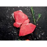 Chilled yellowfin tuna fillet