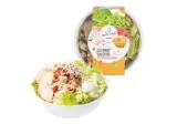 CAESAR salad with chicken and bacon, 180 g