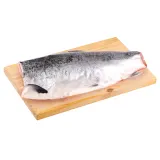 Chilled Atlantic salmon, headless and tailless, 1kg